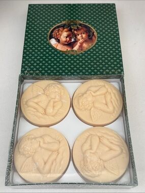 Italian cherub soaps NWT - handmade Angel Relief Round Soaps - Set of 4